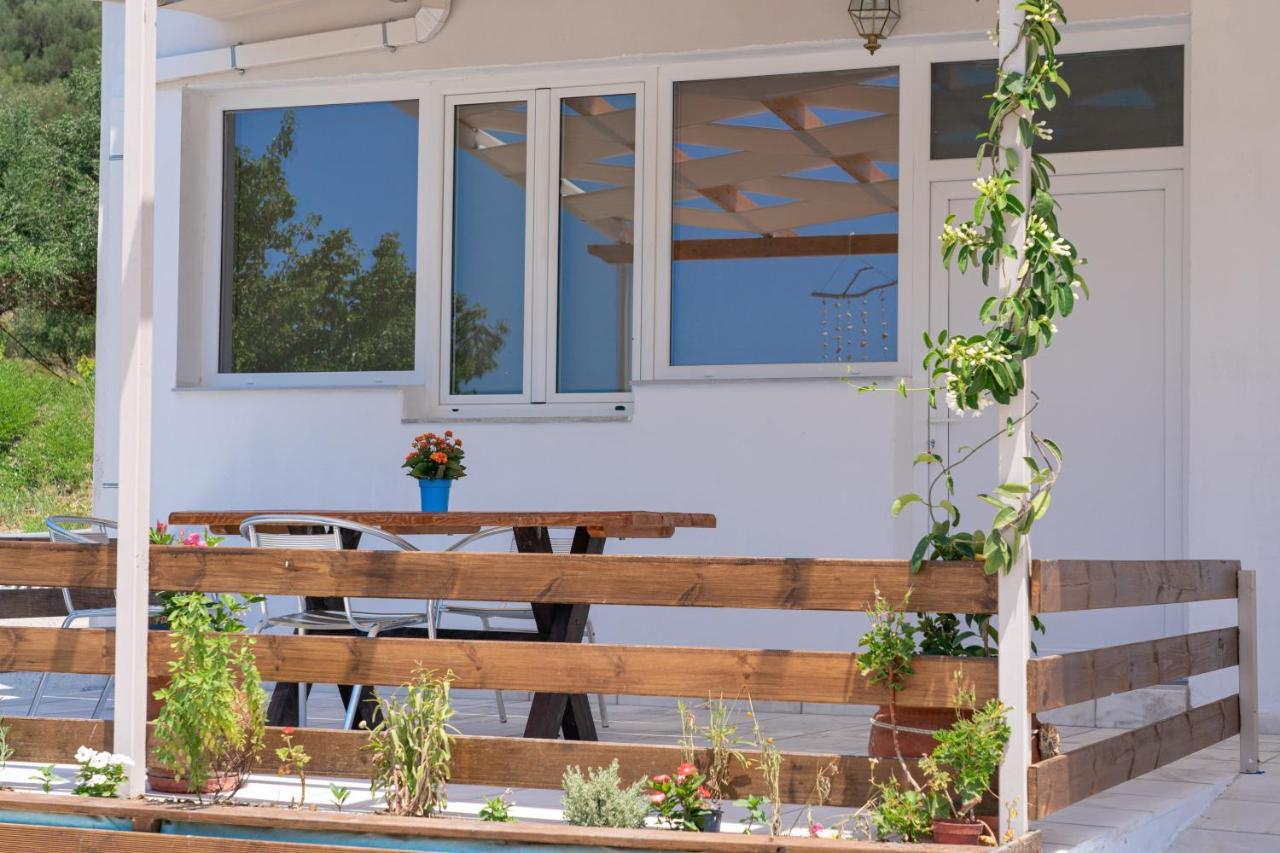 Casa Di Colona - Κόκκινο Appartement Lixouri Buitenkant foto